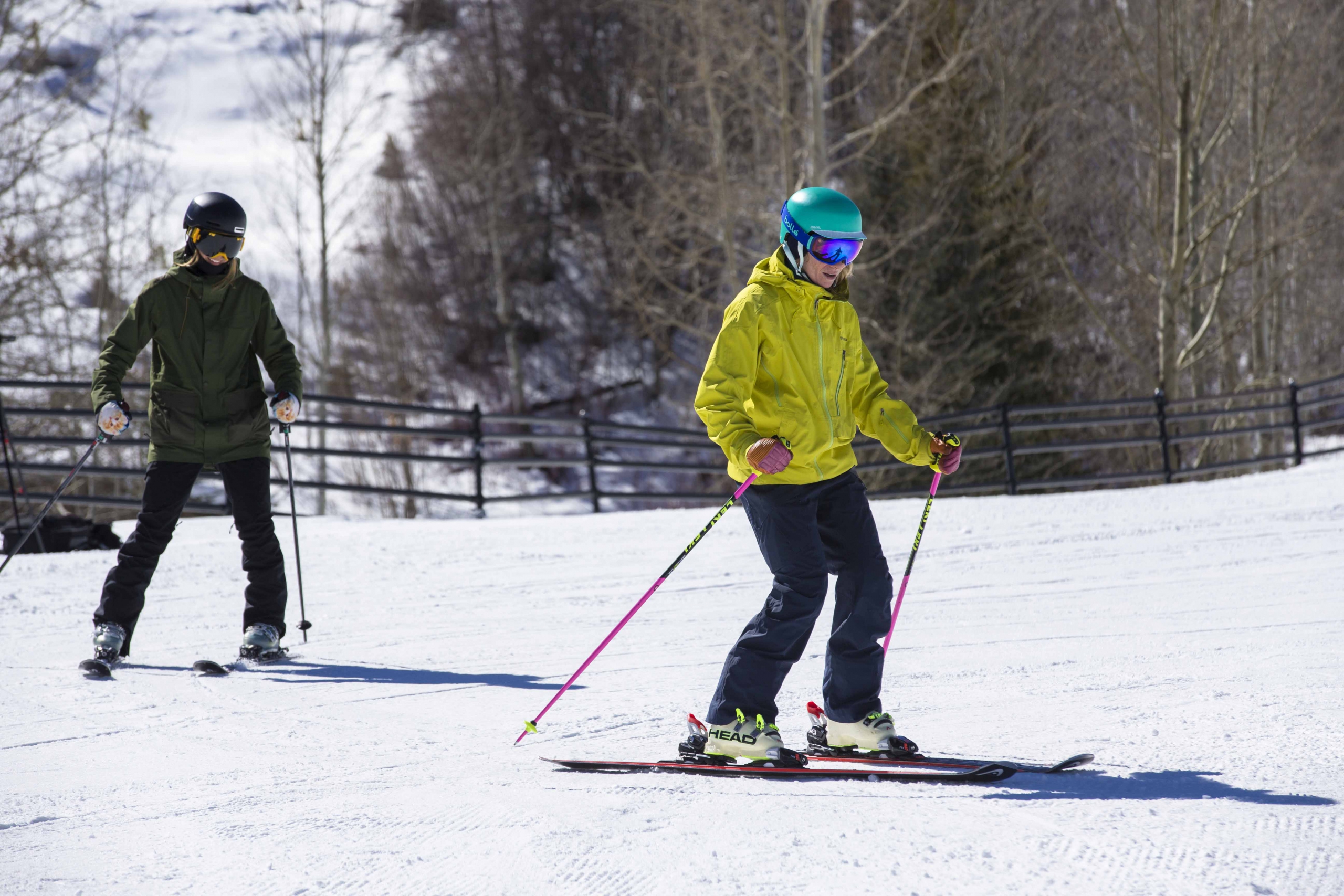 PSIA Alpine Team member Robin Barnes teaches a beginner ski lesson.